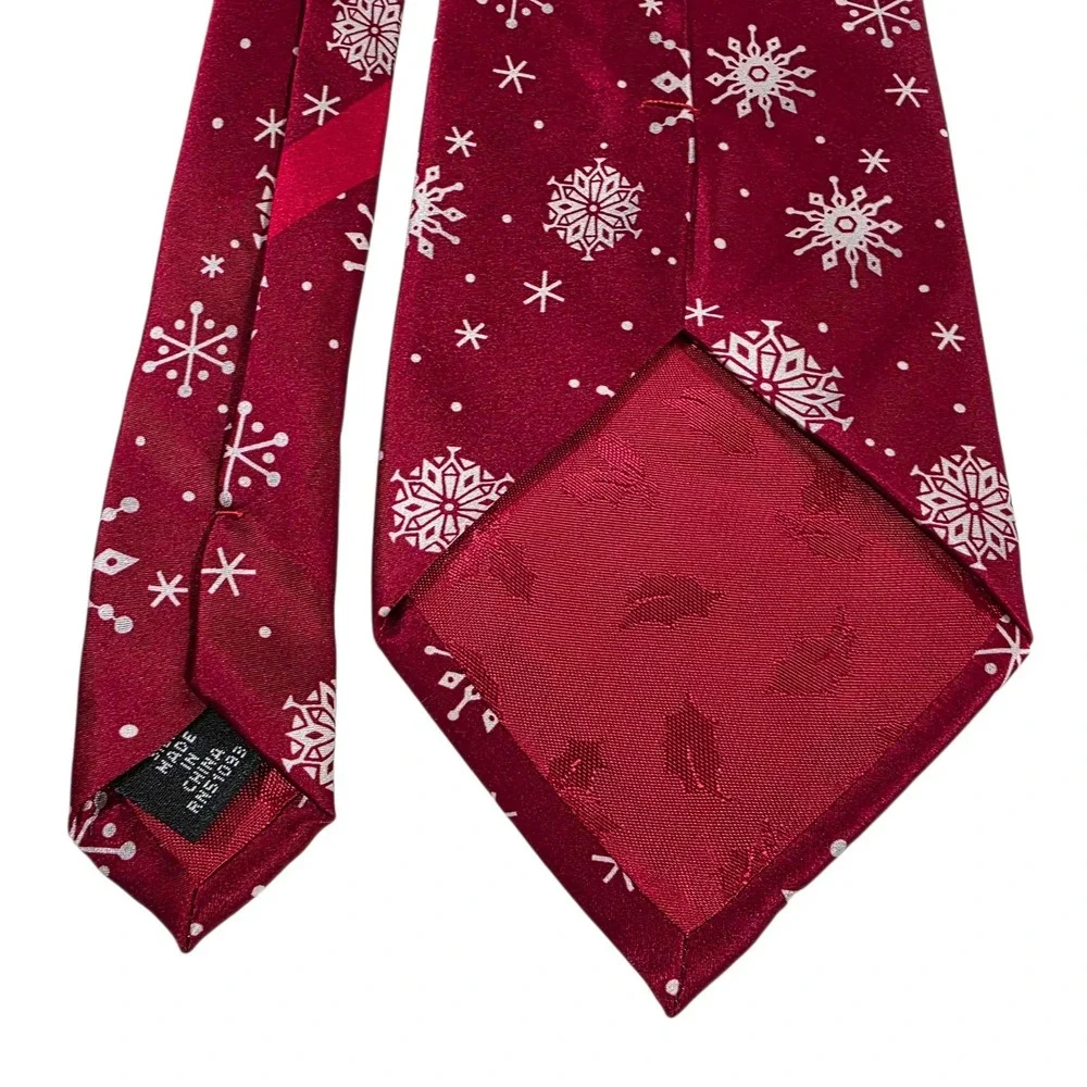 Holiday Traditions Hallmark Snowflake Silk Necktie Red‎ Men's Christmas